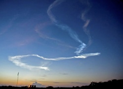 Figure 3.6. Post-launch exhaust plume, resembling the mythical phoenix. (Courtesy of Sébastien Gauthier/CSA)