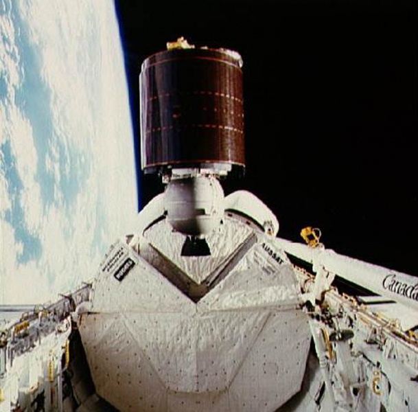 Image:AUSSAT 1 STS-51-I.jpg
