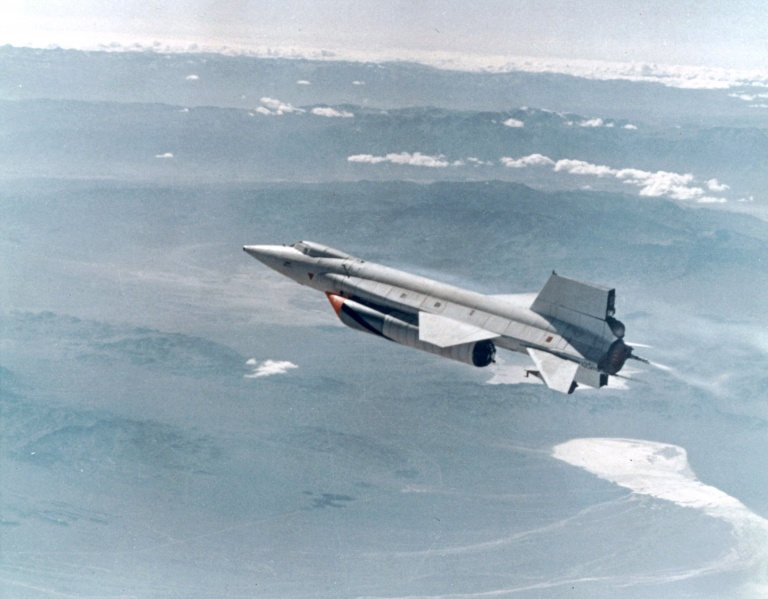 Image:X-15 in Flight white.jpg