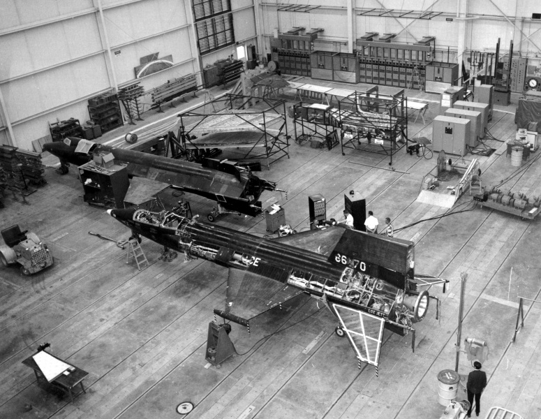 Image:X-15 in Hanger E-19490.jpg